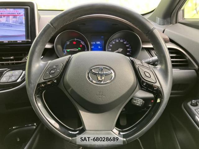 Toyota C-HR 2018-02 7917311-15