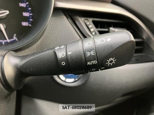 Toyota C-HR 2018-02 7917311-16