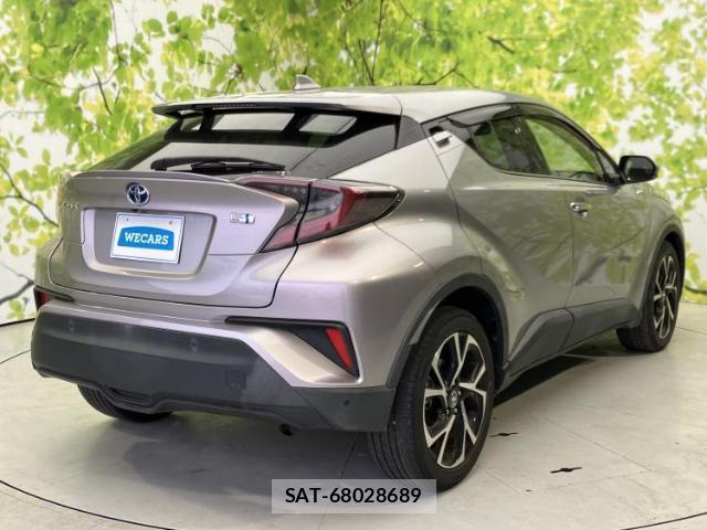 Toyota C-HR 2018-02 7917311-2
