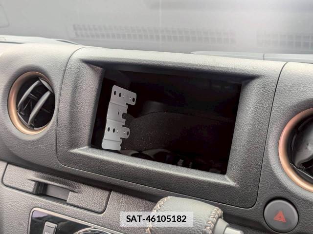 Nissan Caravan 2026-05 7915800-14