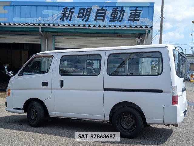 Nissan Caravan 2010-02 7916401-12