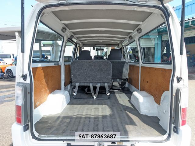 Nissan Caravan 2010-02 7916401-13
