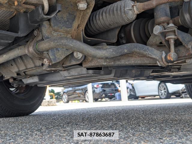 Nissan Caravan 2010-02 7916401-18