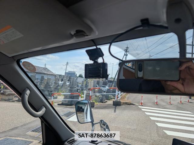 Nissan Caravan 2010-02 7916401-19