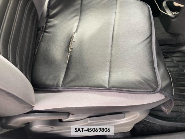Daihatsu CAST 2016-05 7913682-11