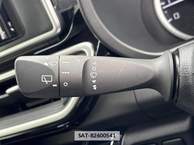 Daihatsu CAST 2019-08 7913713-15