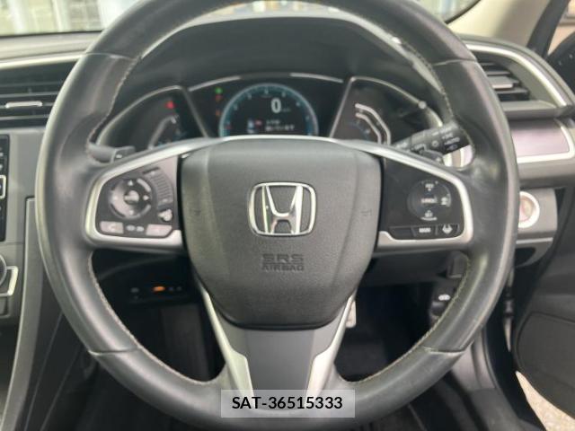 Honda CIVIC 2018-02 7916896-15