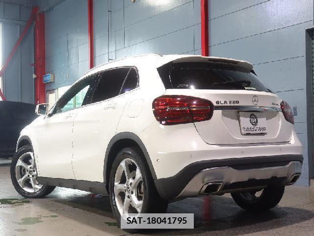 Mercedes Benz CLA-CLASS 2019-01 7917346-3