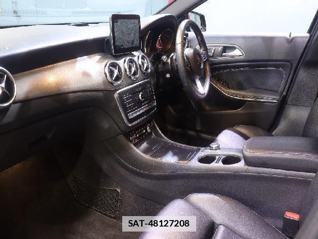 Mercedes Benz CLA-CLASS 2018-06 7917347-7