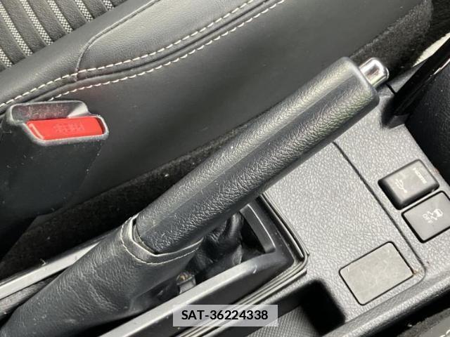Toyota COROLLA FIELDER 2017-10 7912731-17