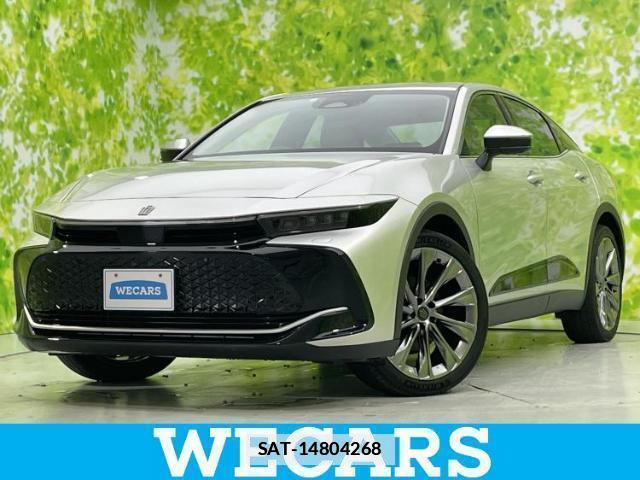 Toyota Crown Crossover 2023-05 7914701-0