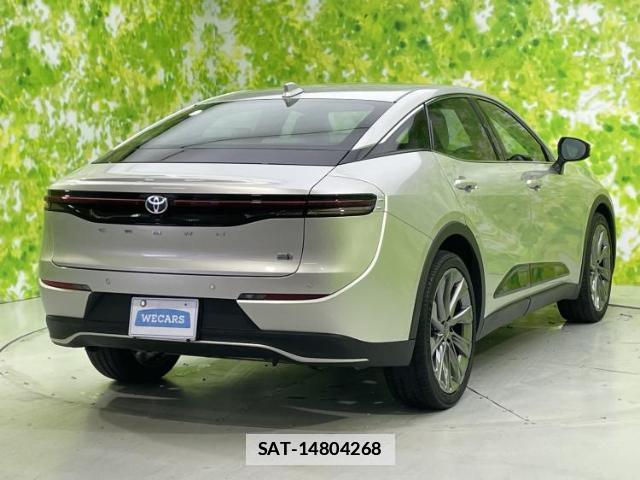 Toyota Crown Crossover 2023-05 7914701-2