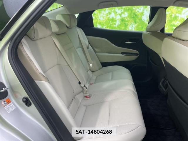 Toyota Crown Crossover 2023-05 7914701-4