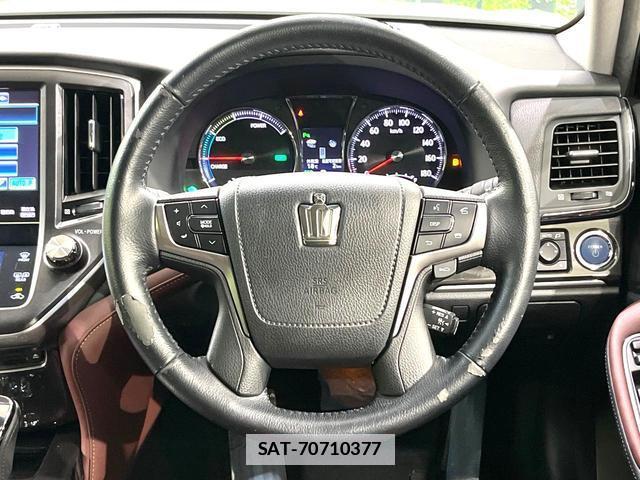 Toyota CROWN HYBRID 2015-07 7912747-11
