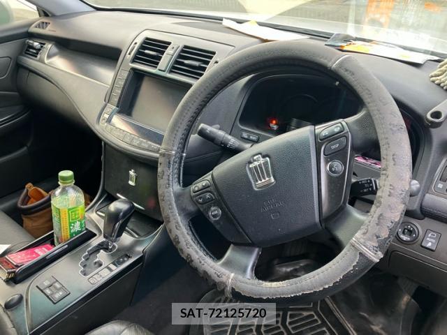 Toyota CROWN 2008-03 7913683-11