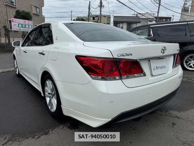 Toyota CROWN 2015-06 7914056-14