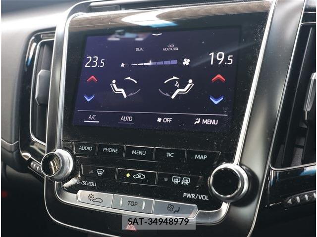 Toyota CROWN 2019-05 7915591-10