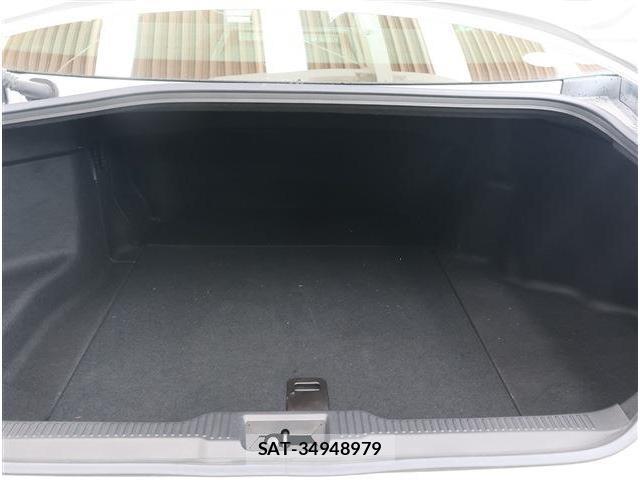 Toyota CROWN 2019-05 7915591-17