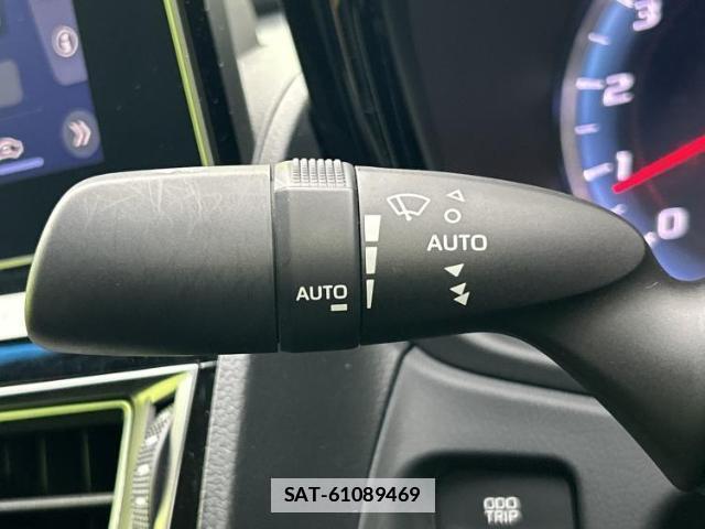 Toyota CROWN 2021-01 7916914-14
