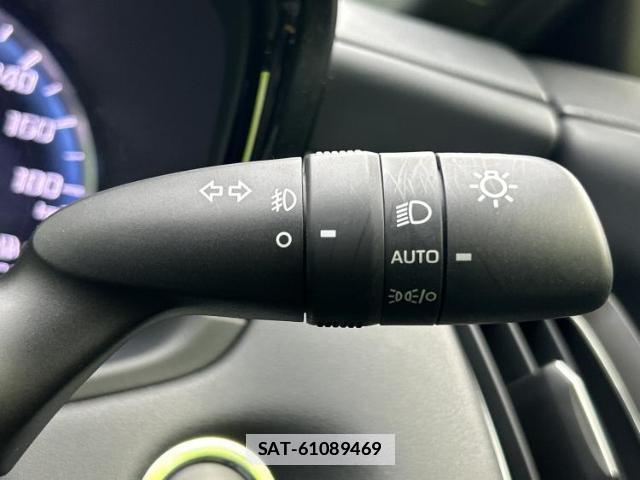 Toyota CROWN 2021-01 7916914-15