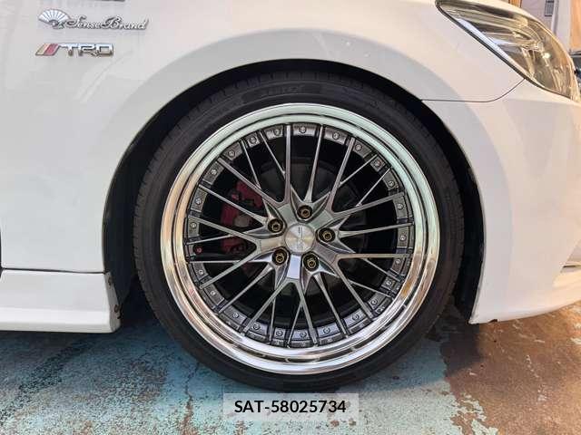 Toyota CROWN 2013-07 7917395-19