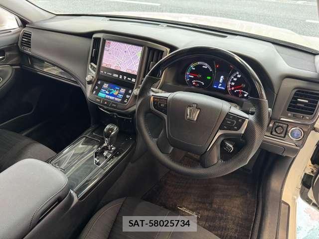 Toyota CROWN 2013-07 7917395-4