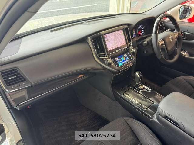 Toyota CROWN 2013-07 7917395-6