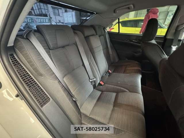 Toyota CROWN 2013-07 7917395-9