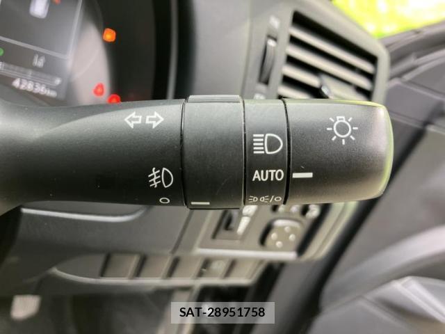 Lexus CT 2021-11 7914938-15