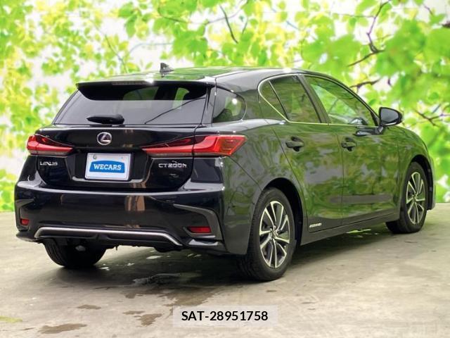 Lexus CT 2021-11 7914938-2