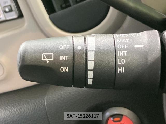 Nissan CUBE 2011-03 7917160-15