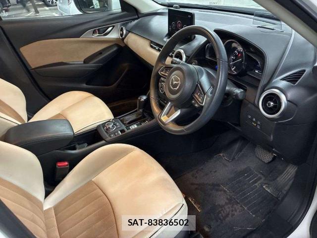 Mazda CX-3 2023-07 7915451-5
