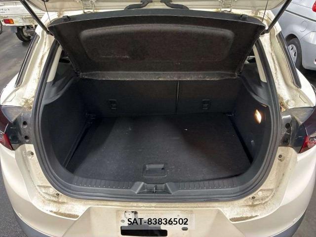 Mazda CX-3 2023-07 7915451-9