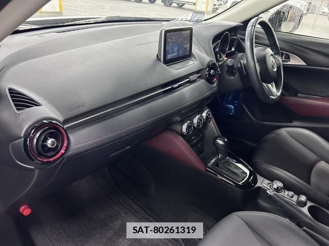 Mazda CX-3 2016-06 7916314-9