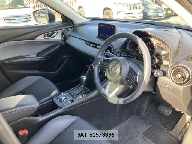 Mazda CX-3 2019-05 7916374-3