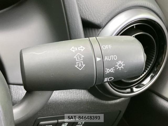 Mazda CX-3 2021-09 7917061-15