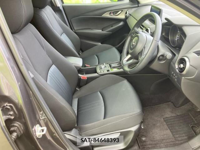 Mazda CX-3 2021-09 7917061-4