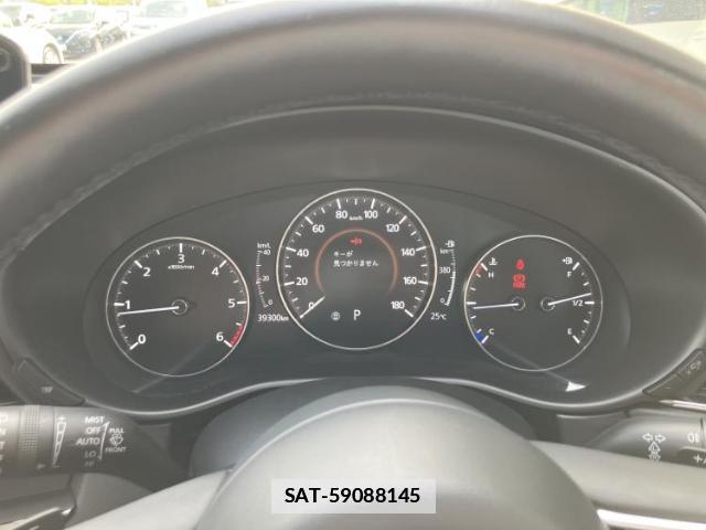 Mazda CX-30 2023-06 7917127-12