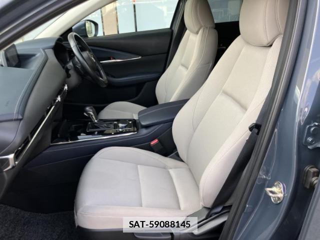 Mazda CX-30 2023-06 7917127-5
