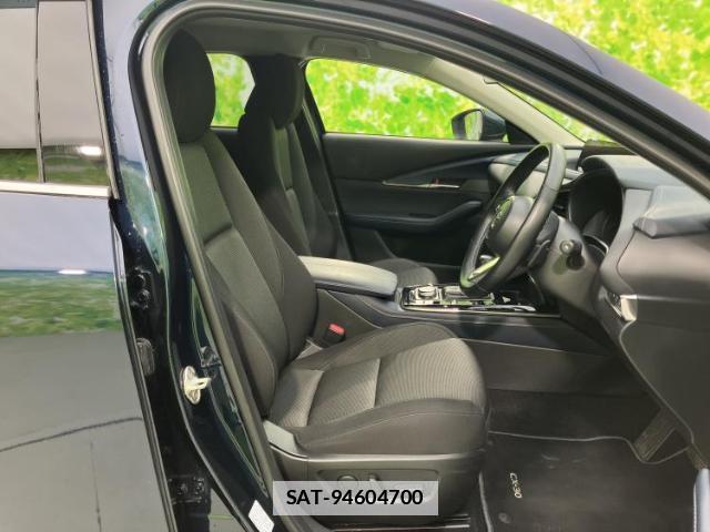 Mazda CX-30 2022-02 7917150-3