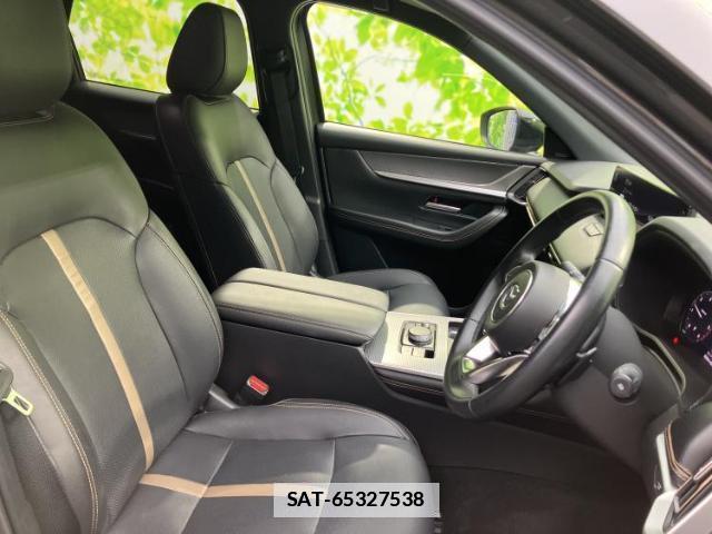Mazda CX-60 2023-06 7913820-3