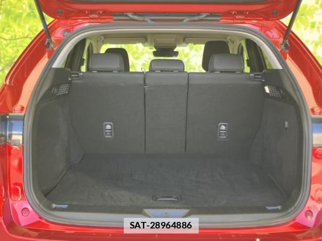 Mazda CX-60 2023-06 7917075-7