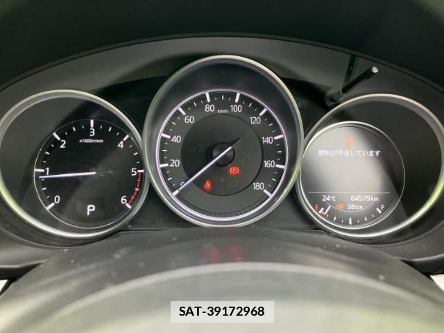 Mazda CX-8 2018-03 7916054-14
