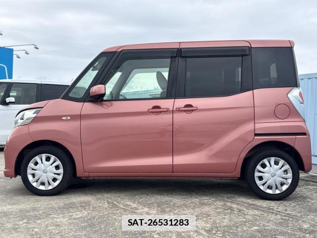 Nissan DAYZ ROOX 2017-01 7917105-1
