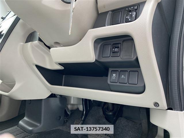Nissan DAYZ 2017-05 7912729-13