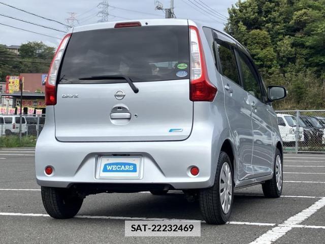 Nissan DAYZ 2014-03 7916782-2
