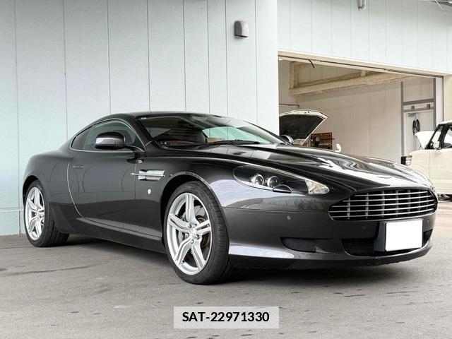 Aston Martin DB9 2011-02 7915295-12