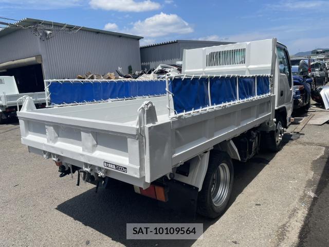 Isuzu ELF TRUCK 2016-11 7914356-13
