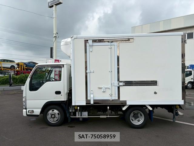 Isuzu ELF TRUCK 2018-05 7914589-4