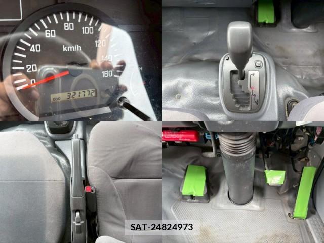 Isuzu ELF TRUCK 2013-06 7914590-17